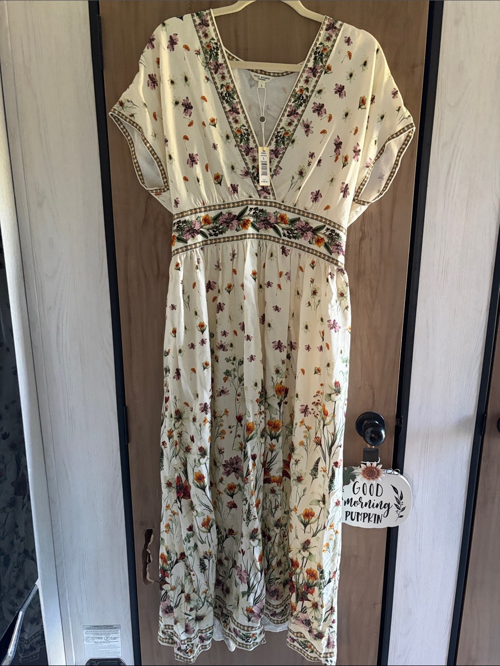 Max Studio Cream Floral Embroidered V-Neck Maxi Dress